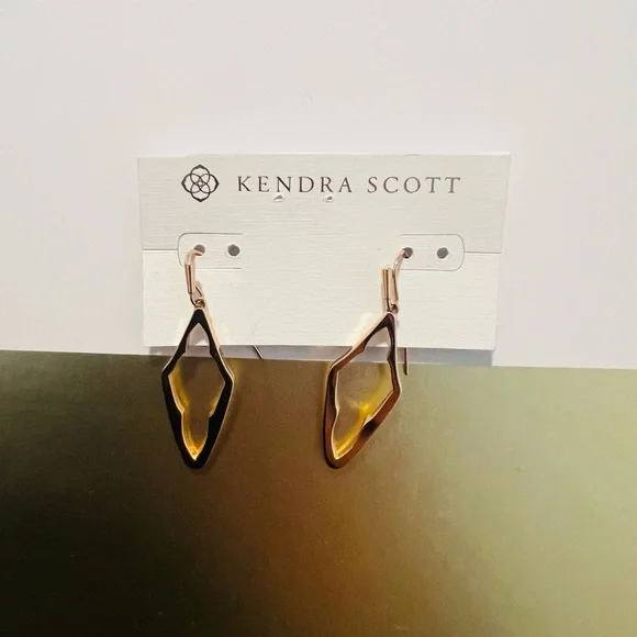 Kendra Scott - Picture 4 of 4